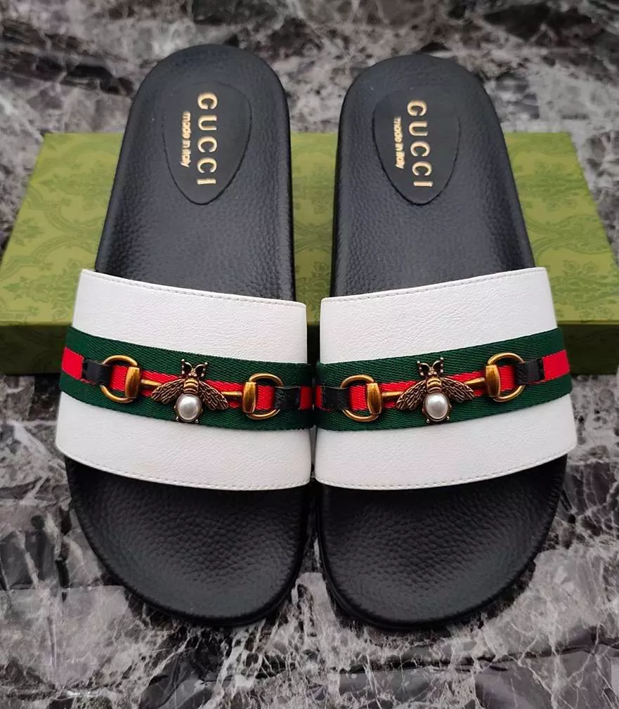 gucci chaussons pour homme s_12a2a3a